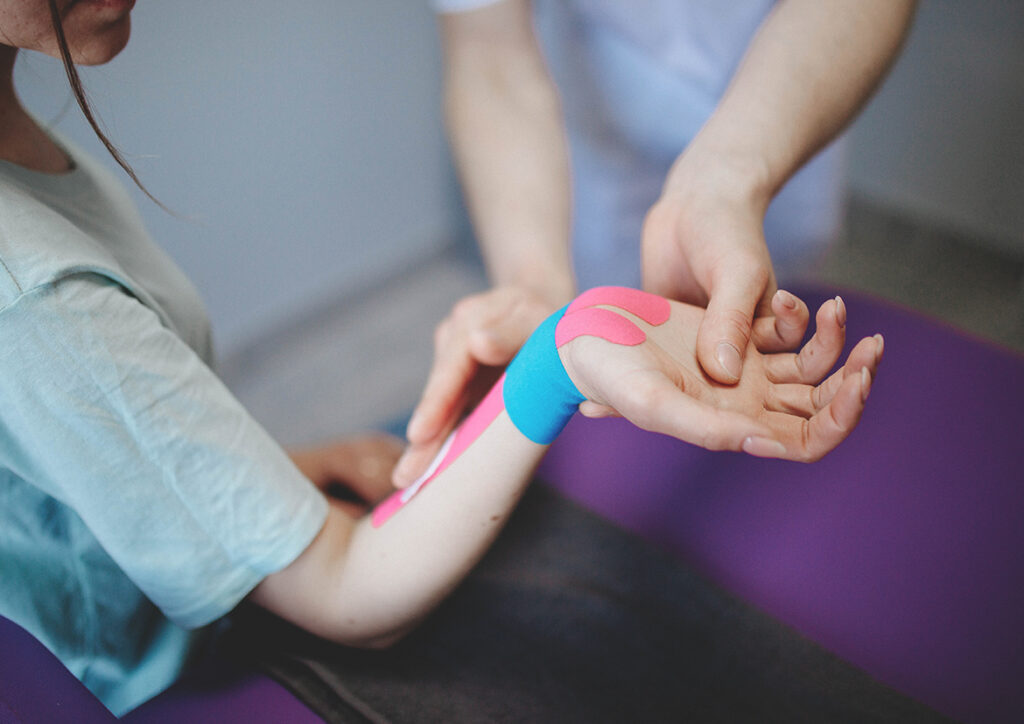 técnica Kinesio taping, en centro de terapias ISMET